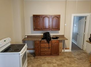 31 Garden St, Amsterdam, NY 12010