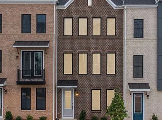 23079 Copper Tree Ter, Ashburn, VA 20148