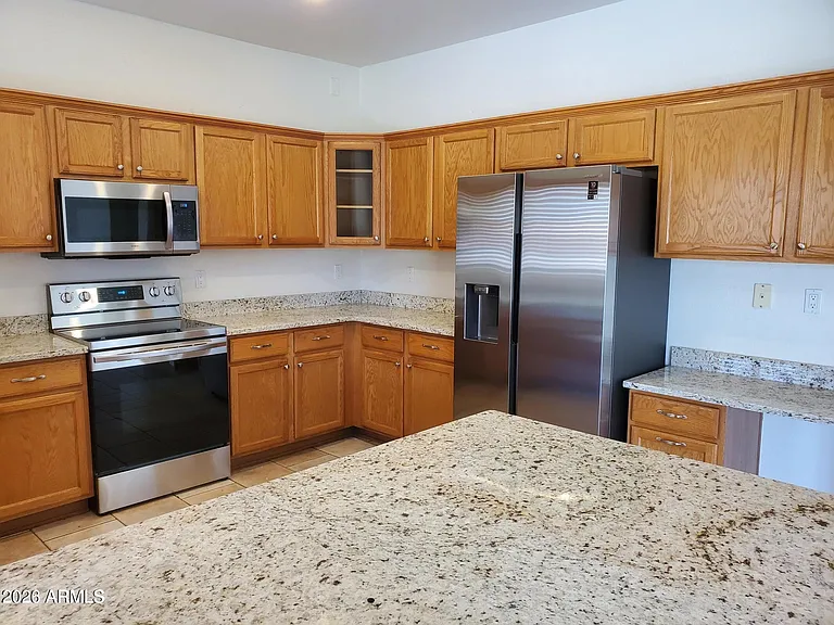 1853 E Shannon St — Photo 9