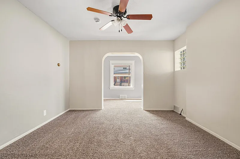 2 bed, 1.0 bath, $1,450 — Photo 3
