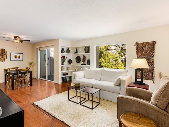 4th image of 120 Francis Circle
