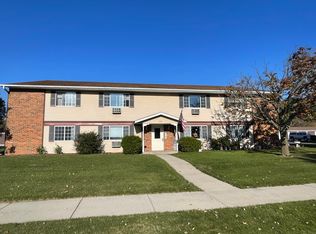 1201 Vogt Dr, West Bend, WI 53095
