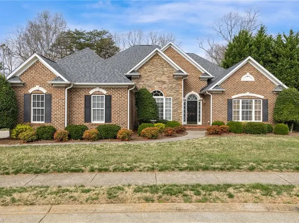 284 Kristi Glen Ct, Kernersville, NC 27284