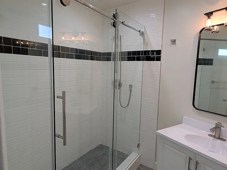 13435 Moorpark St — Photo 35