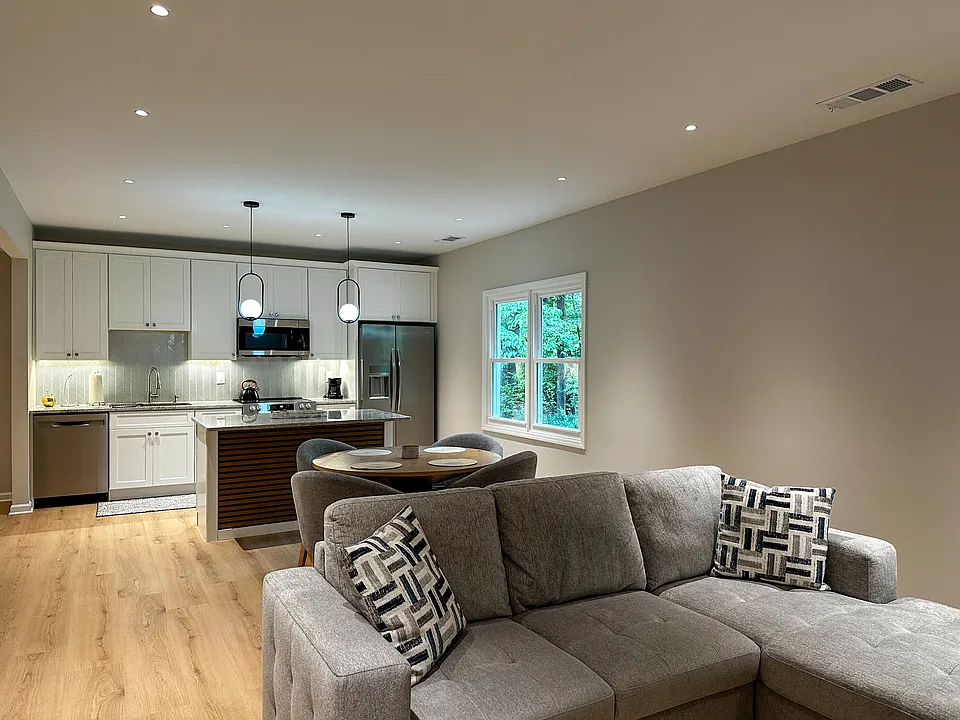 245 Ridge Point Ct #BASEMENT
