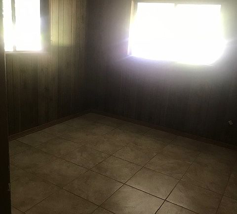 3rd image of 3067 Lakewood Dr