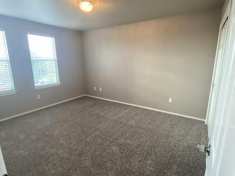 154 Picadilly Dr — Photo 13