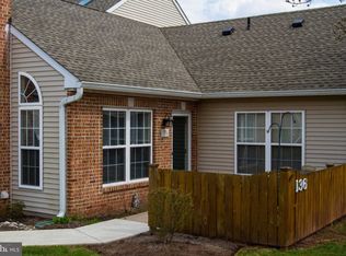 136 Woolsey Ct, Pennington, NJ