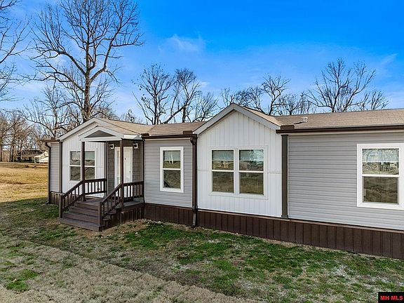 3rd image of 376 Pebblecreek Dr