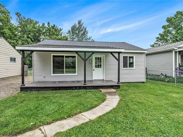 1413 Webber Ave, Burton, MI 48529