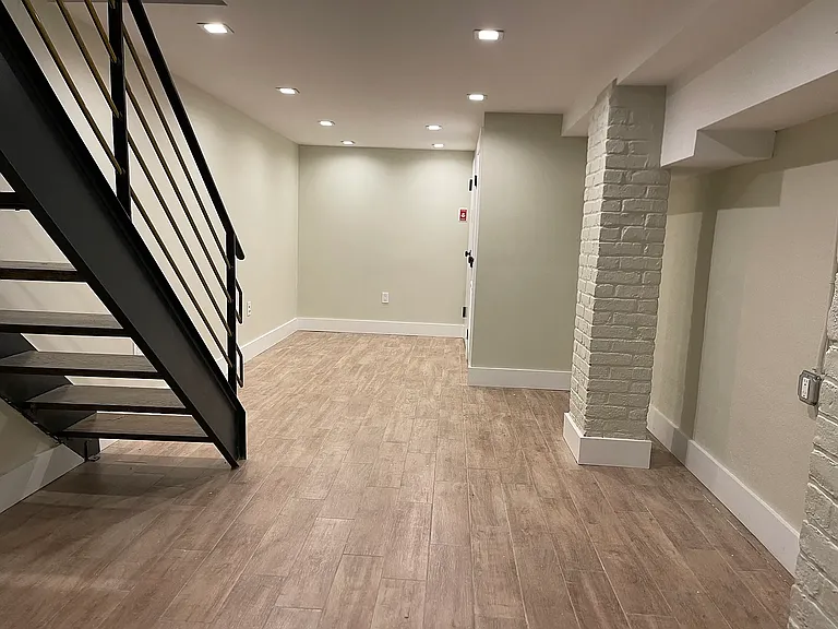 221 Ralph Ave #1L — Photo 8