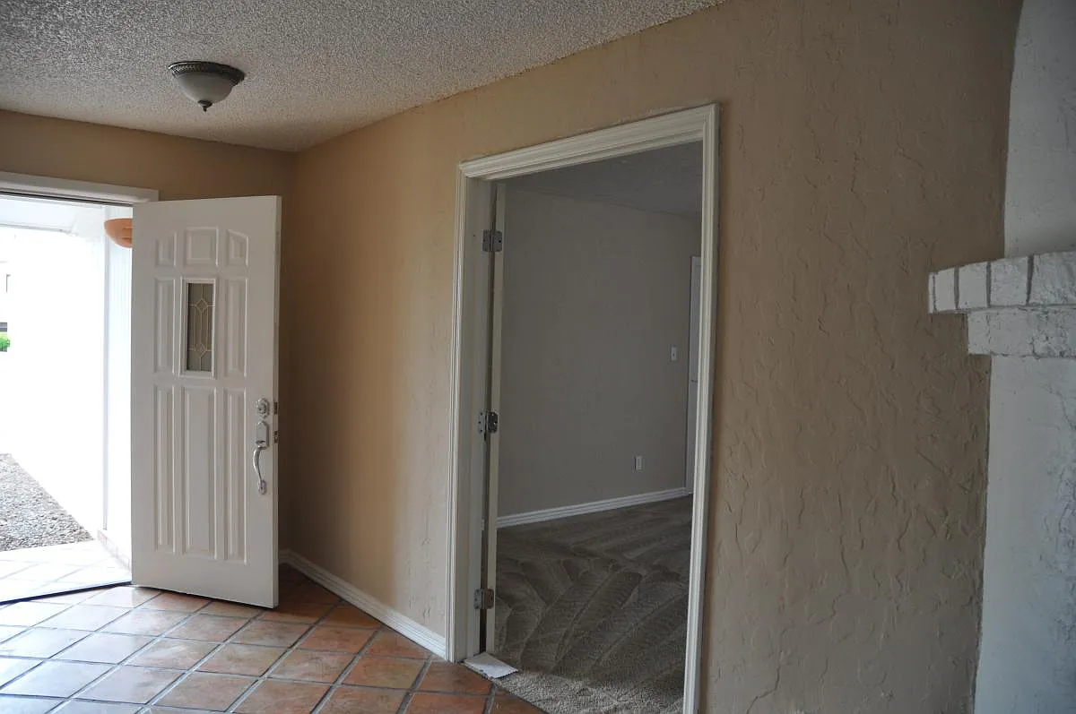 3911 S. Pine Street — Photo 4