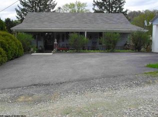 7 Arrowood Ln, Rivesville, WV 26588