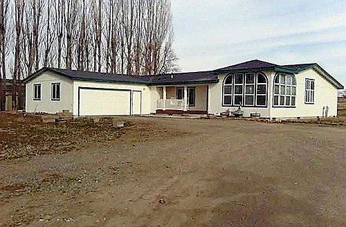 1st image of 420 Brewster Ln