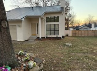 4 Mine Hill Dr, North Little Rock, AR 72118