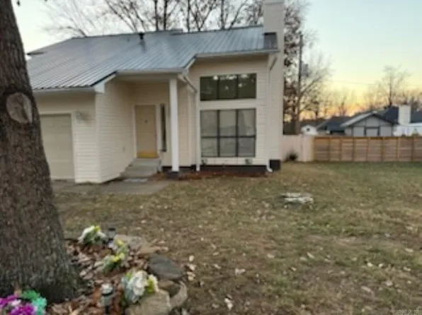 4 Mine Hill Dr, North Little Rock, AR 72118