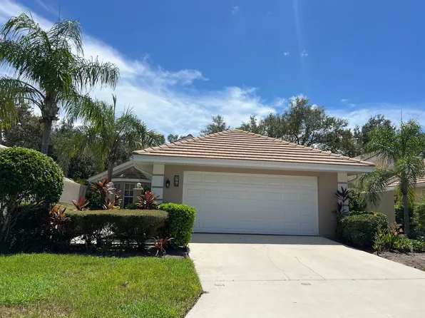 566 Clubside Cir, Venice, FL