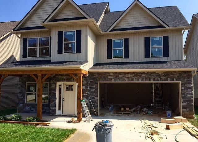 2nd image of 6 Scatter Way Lot 6