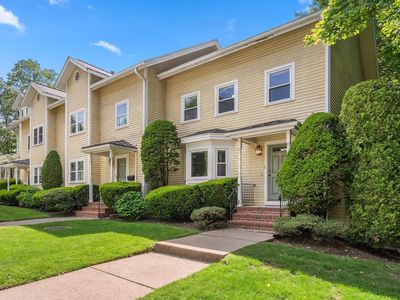3 Parker St #3, Newton Center, MA, 02459