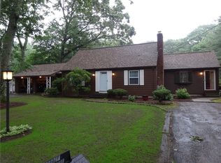 45 Charcalee Dr, Cranston, RI 02921