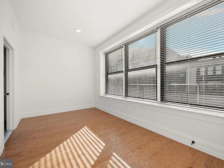 801 N Market St #207 — Photo 6