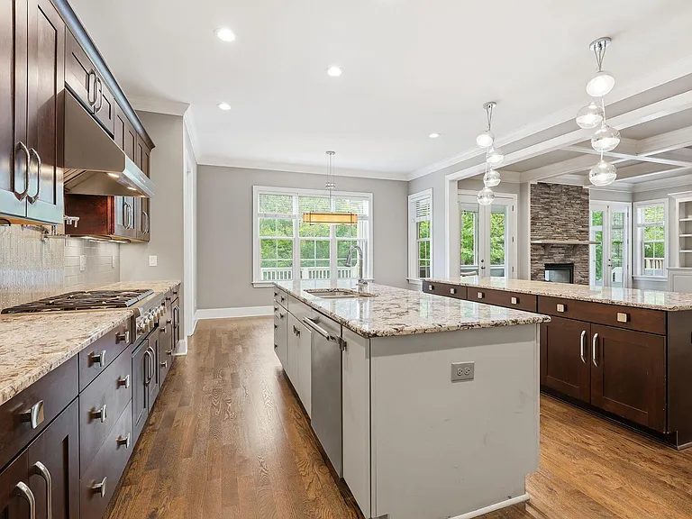 412 Parkman Grant Dr — Photo 17