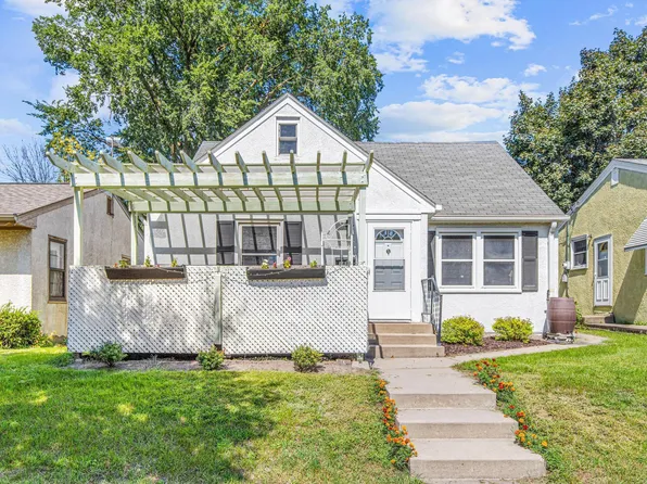1427 Wynne Ave, Saint Paul, MN 55108