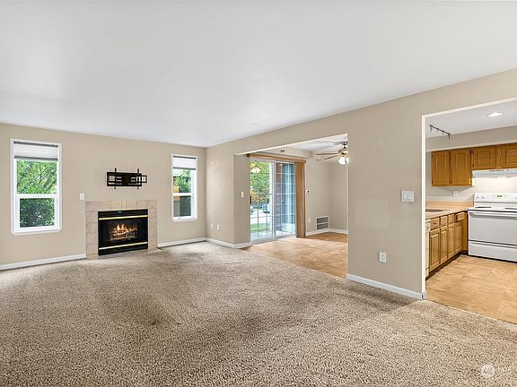 5th image of 3939 10th Street SE #A1