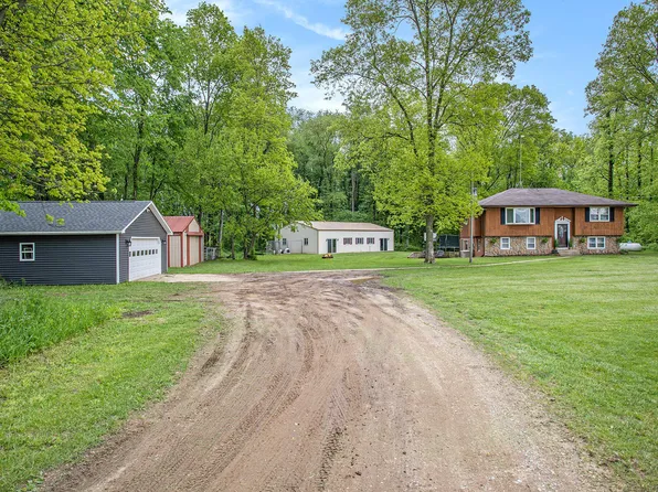 7920 8 1/2 Mile Rd, Ceresco, MI 49033