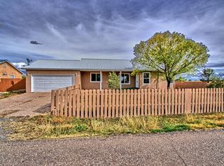 212 Holiday Cir, Moriarty, NM 87035