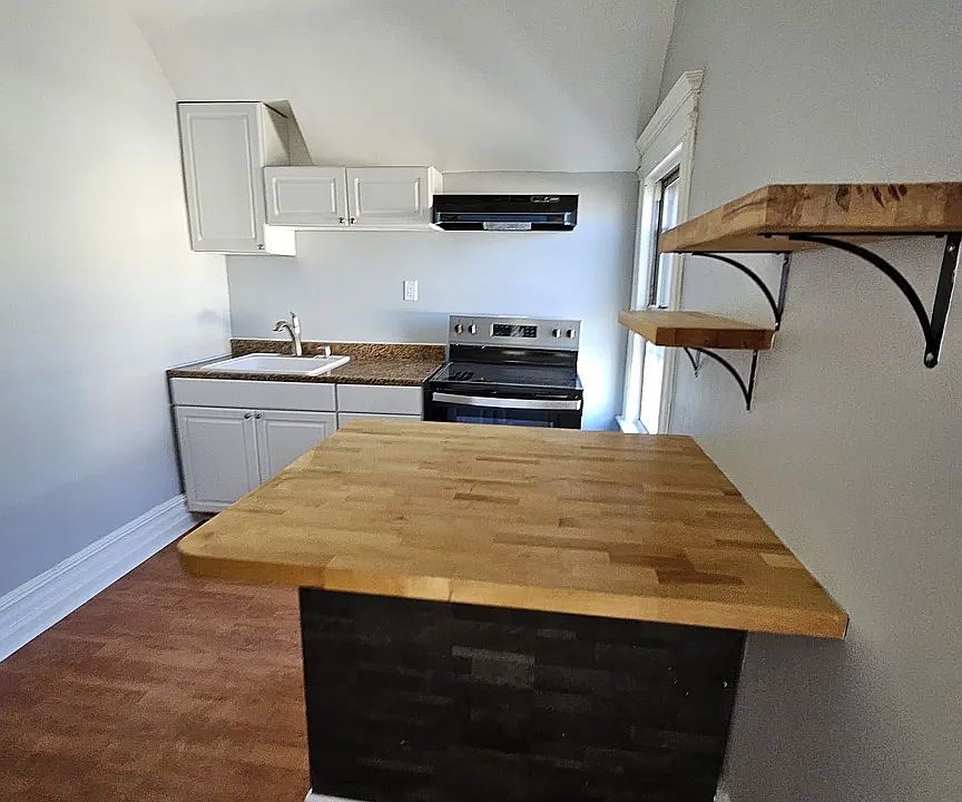 1st image of 169 Johnson Ave #5D