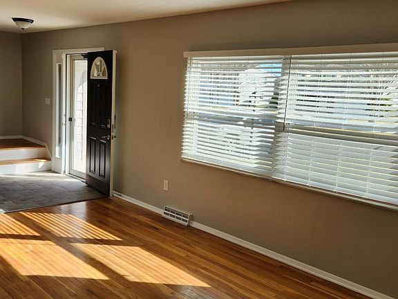 2nd image of 3564 Wenwood Dr