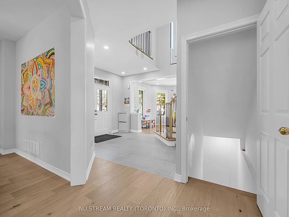 3rd image of 30 Pinecrest St