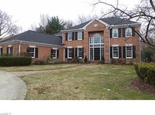 23515 Quail Hollow Dr, Westlake, OH