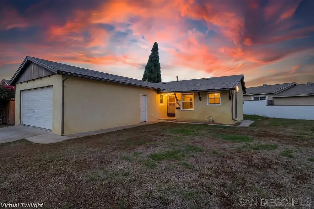 3 bed, 1.0 bath, 1006 sqft, $3,800 — Photo 1