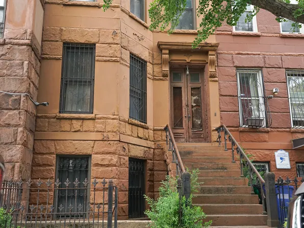 495 Bainbridge Street MULTI image 2 of 2