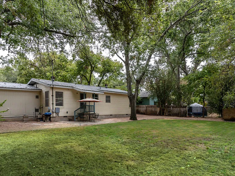 6004 Woodview Ave — Photo 27