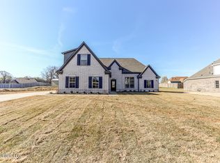 6555 Carmel Pointe, Walls, MS 38680