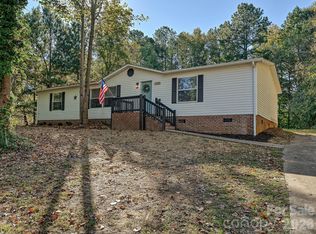 190 Ridge Creek Dr, Troutman, NC 28166