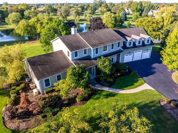 23133 W Bonnyrigg Ct, Lake Zurich, IL 60047