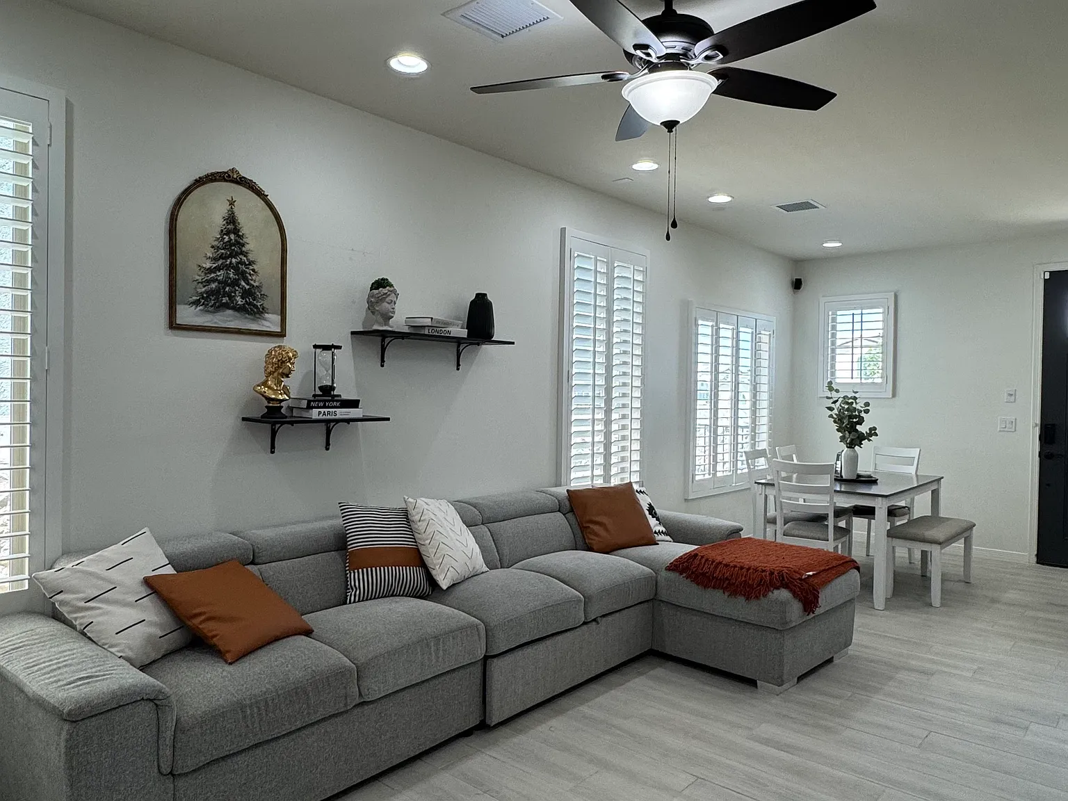 3 bed, 1158 sqft, $2,100 — Photo 4