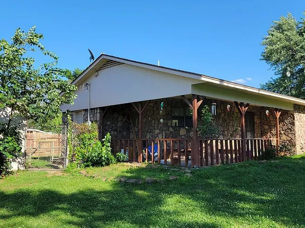 503 Main St, Pittsburg, OK 74560