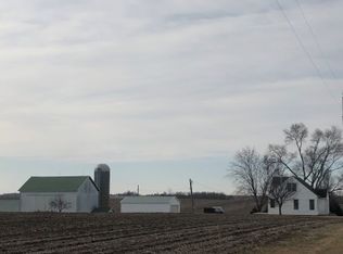 5183 E Borchers Rd, Freeport, IL 61032