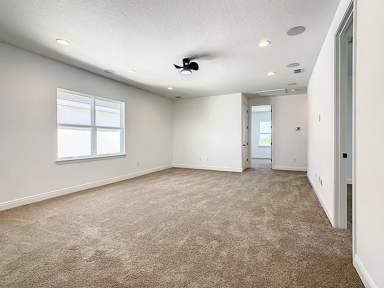 15707 Vetta Dr — Photo 24