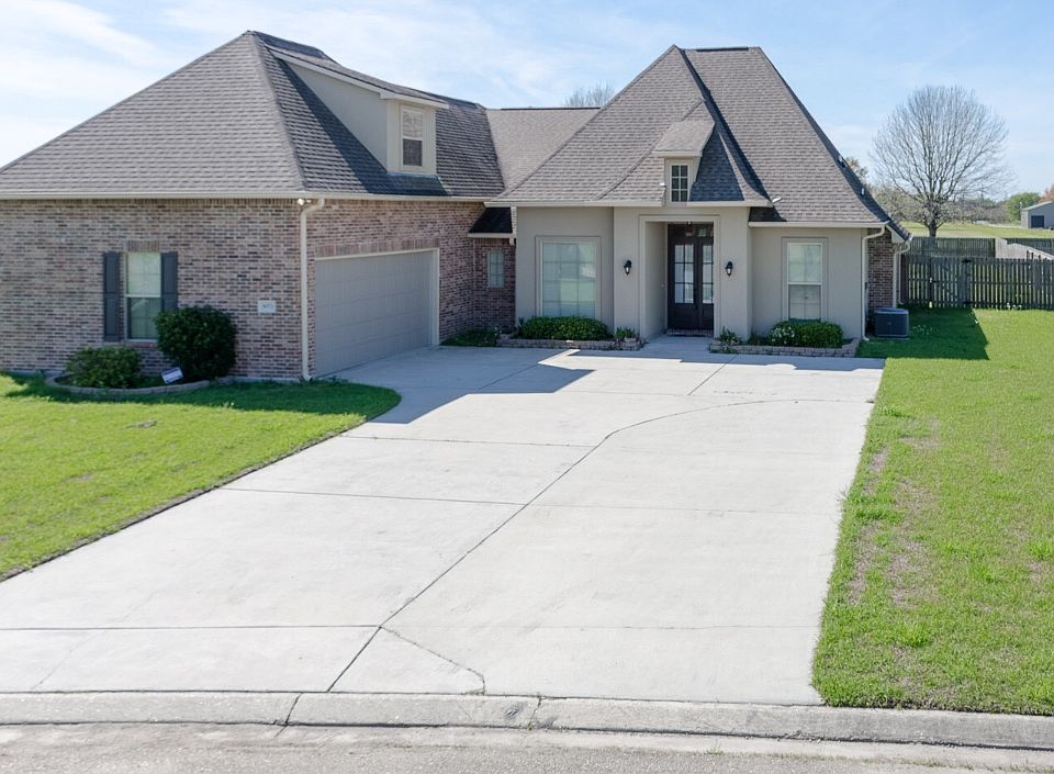 1st image of 5071 Wildwood Dr