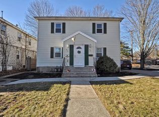 30 Oakland St FL 1ST, Mansfield, MA 02048