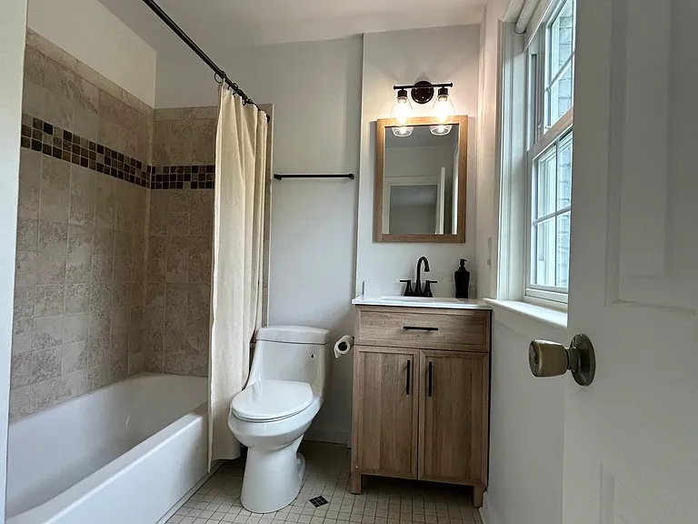 6723 Kenwood Forest Ln — Photo 15