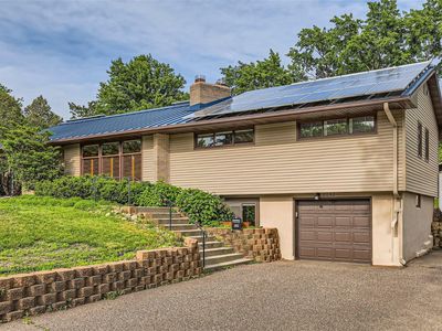 2132 Regent Ave N, Golden Valley, MN, 55422