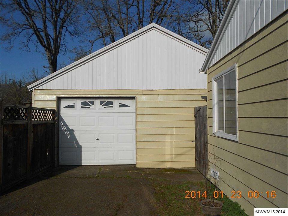 2nd image of 3529 Dian Ave NE