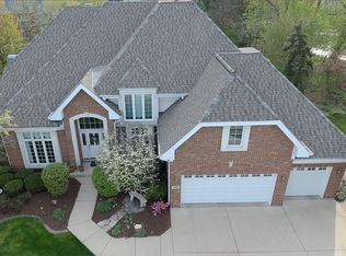 6902 Sweetbriar Ln, Darien, IL 60561